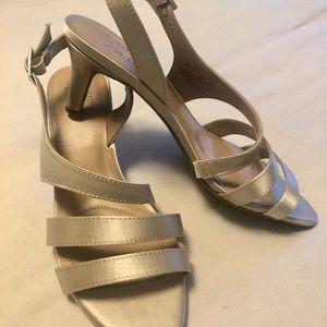 Naturalizer Women’s Dress Sandal